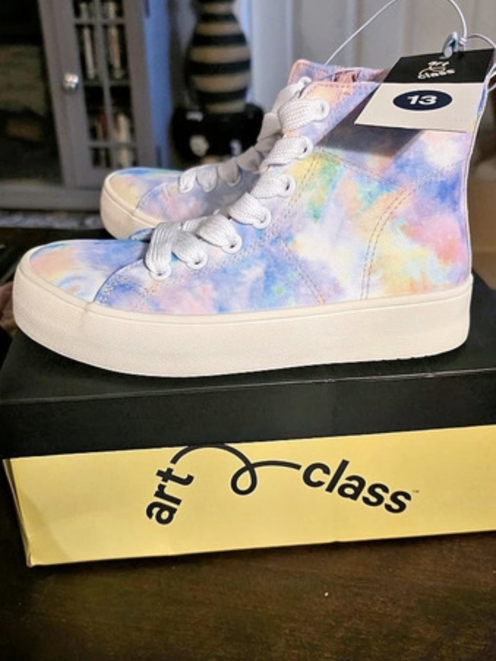 art class Multicolor High Top Sneakers Blue & Pink US 13 NWT